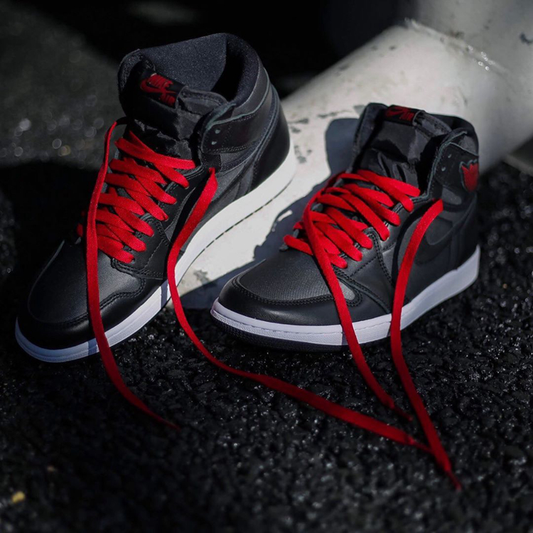 AJ,AJ1,Air Jordan 1 High OG,Bl  明早发售别错过！「黑红丝绸」Air Jordan 1 最新美图来啦！
