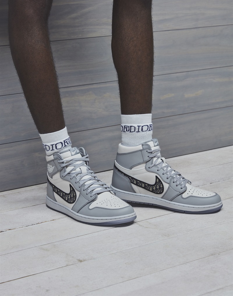 Air Jordan 1,Dior,AJ1,发售  设计师曝光 Dior x AJ1 最全细节！第二双意大利产的 AJ 球鞋！