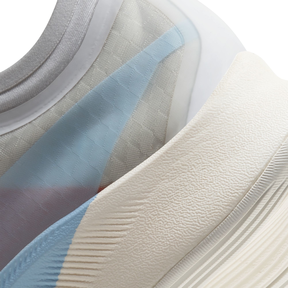 Nike,Zoom Fly 3  时尚与运动完美结合！Nike 全新蝉翼跑鞋曝光！