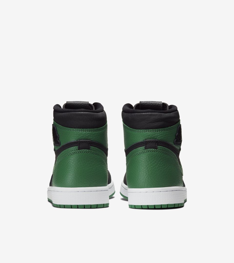 黑绿Air Jordan 1 “Pine Green”即将上线发售，抢不到红黑的黑绿也不错 