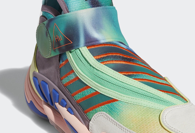 adidas,PHARREL WILLIAMS  并肩侃爺推出新戰(zhàn)靴！菲董 x adidas  新聯(lián)名曝光！居然是...