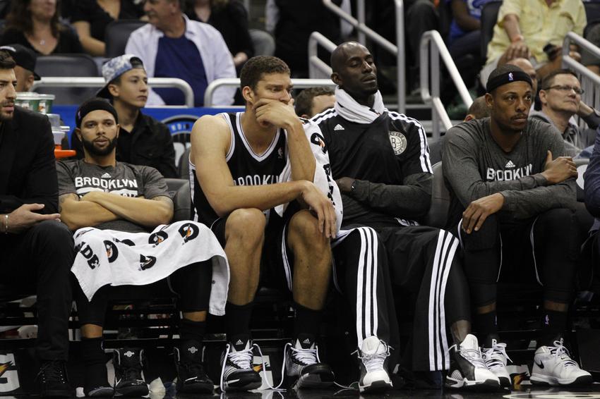 Did Paul Pierce fart on the Brooklyn Nets bench? (GIF)