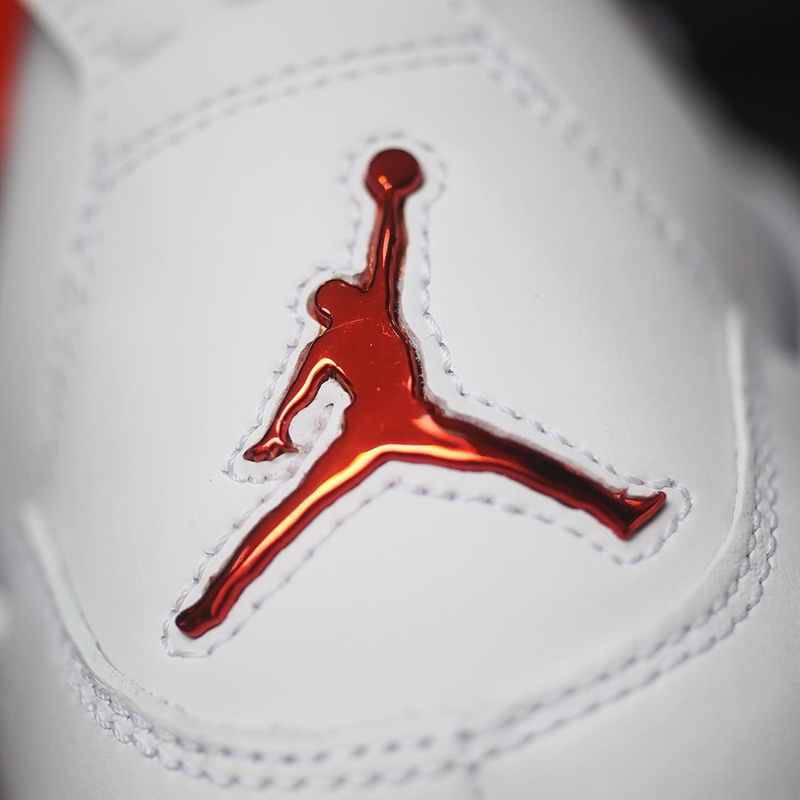 Air Jordan 4,AJ4,发售,CT8527-118  纯白金属 Air Jordan 4 你选哪一款？首款配色下周即将发售！