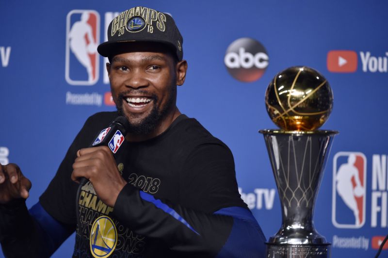 NBA Finals MVP Kevin Durant right at home with Warriors