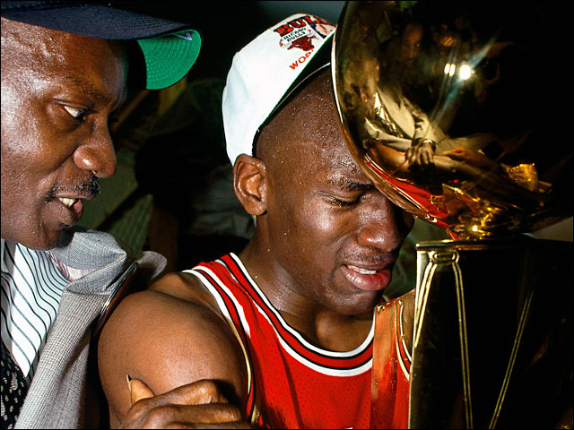 1991) Michael Jordan & The Chicago Bulls Win Their First NBA ...