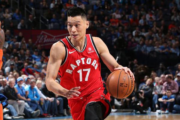 林书豪道歉了！因兴奋差点得罪猛龙场边第一人_NBA_新浪竞技风暴_新浪网