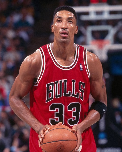 The 8 Best Sneakers Scottie Pippen Wore as an NBA Player