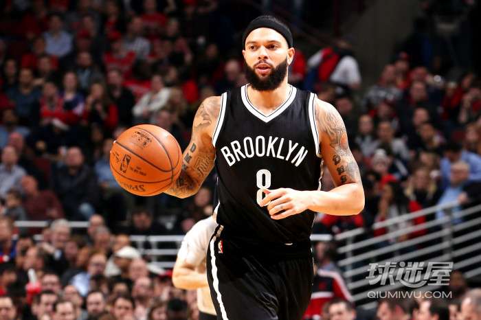 要不要更换一下壁纸呢-德隆威廉姆斯高清电脑壁纸