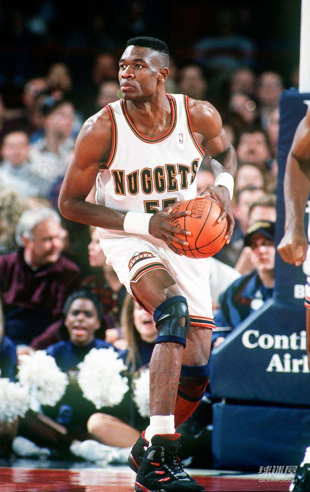 大叔也曾年轻过穆托姆博超清手机壁纸