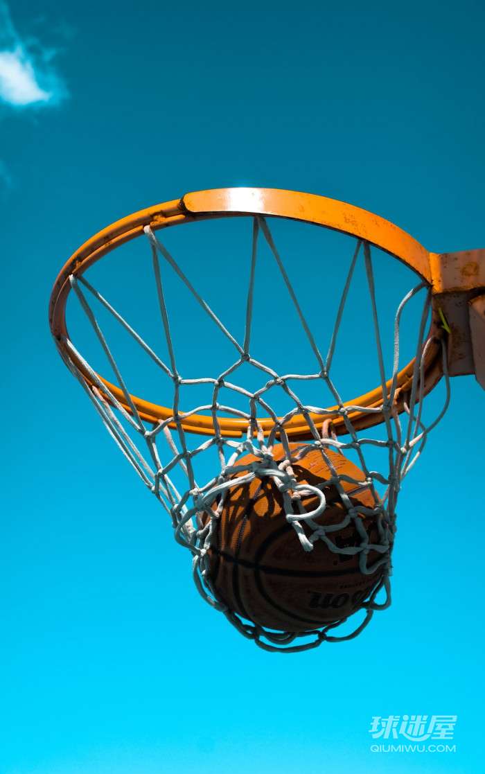 篮球筐是篮球不可缺失的，篮筐手机超清壁纸