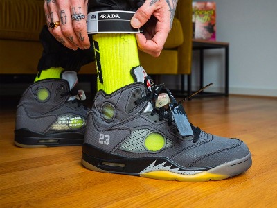 OFF-WHITE x AJ5 半透明材质的创新应用，绝对是街头回头率的保证！