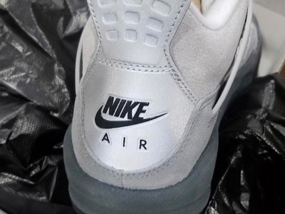 元年配色 Air Max 95 “Neon”定档发售，实在是让人难以抗拒！