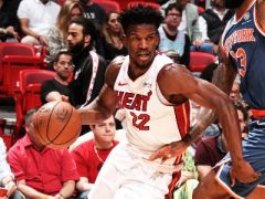 NBA常規(guī)賽尼克斯vs熱火，第一節(jié)比賽結(jié)束熱火領先尼克斯19分