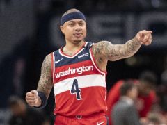 矮个球员靠什么立足NBA呢?艾弗森靠超强天赋,两位弹簧腿扣篮王