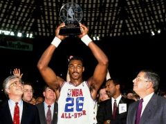 1989年NBA全明星赛：迈克尔-乔丹票王，卡尔-马龙MVP