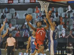 第三節(jié)結束！猛龍末段反超90-88領先76人