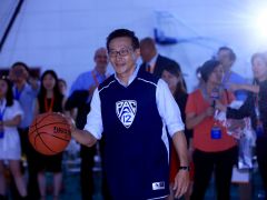 篮网老板蔡崇信为抗击疫情捐赠2500万人民币