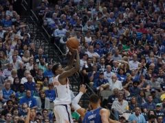 克勞福德狂砍51分德克30分，獨行俠射落太陽