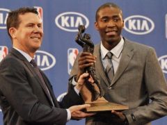 詹姆斯是NBA本赛季第七年长的球员，宝刀未老欲夺MVP