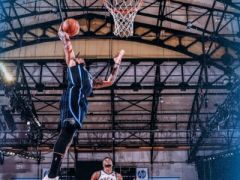 魔术vs雄鹿三节战报:雄鹿暂时以84-81领先对手3分