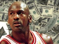 乔丹第一次退役后，NBA蒸发巨大商业价值，10亿美金打水漂！