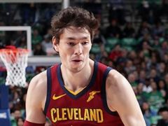 獨行俠VS騎士：塞克斯頓28分3籃板4助攻，獨行俠完勝騎士