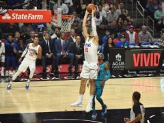 小卡30+7快船輕取勝利，黃蜂背靠背跌倒洛杉磯