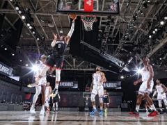 首節(jié)戰(zhàn)報：雷霆全名皆兵反超比分，30-29領先火箭