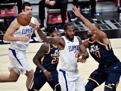 NBA季前赛：爵士队三连胜，以125-105轻取快船！