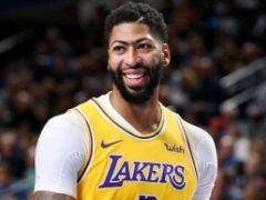 NBA季前赛：“浓眉”单节狂砍19分，三分5中4