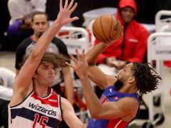 NBA季前賽：威少精彩首秀，與比爾聯(lián)手砍下23+10拿下活塞！