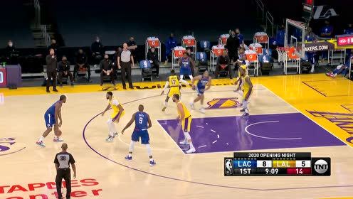 【NBA集锦】戴维斯单挑伊巴卡 虚晃之后直杀篮下完成双手暴扣
