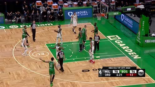 【NBA集錦】字母哥深陷綠軍包圍圈 斯馬特機智搶劫助攻塔圖姆上籃