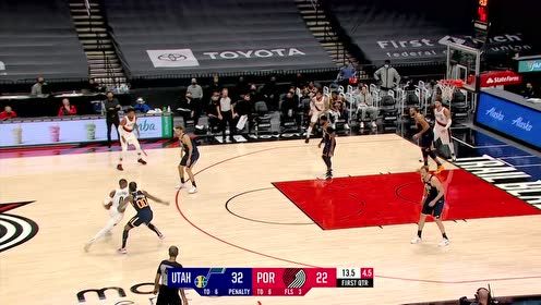 【NBA集锦】利拉德连线特伦特 手起刀落命中底角三分