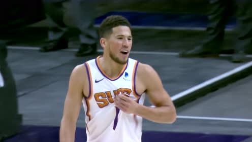 【NBA集錦】眼觀六路手起刀落 布克轉(zhuǎn)換三分毫不留情
