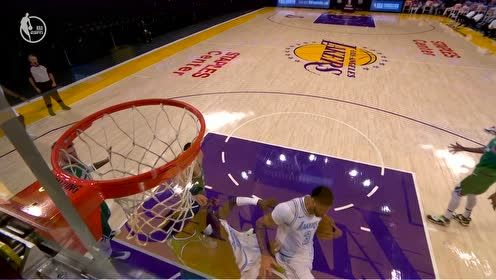 【NBA集錦】大水沖了龍王廟 濃眉突破意外撞倒哈雷爾
