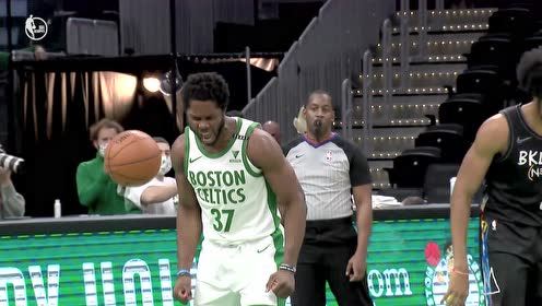 【NBA集錦】身體天賦展露無遺 奧杰萊遭遇封蓋原地起飛再次重扣虐筐