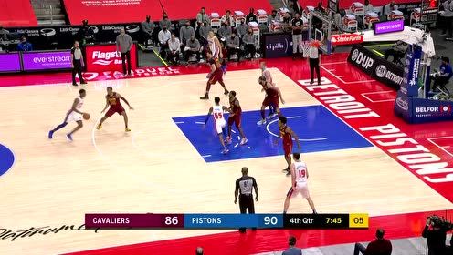 【NBA集錦】賞心悅目！ 杰克遜空中漫步命中高難度上籃