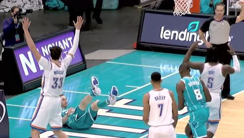 【NBA集錦】快攻直闖敵營(yíng) 海沃德籃下起跳打成2+1