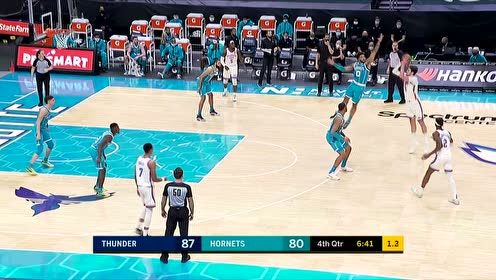 【NBA集錦】自己都笑了 穆斯卡拉命中超遠(yuǎn)壓哨三分