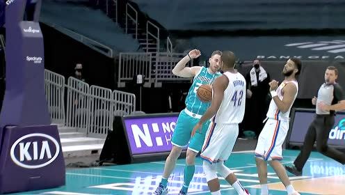 【NBA集錦】出乎意料！格拉漢姆海沃德連線破防扣籃
