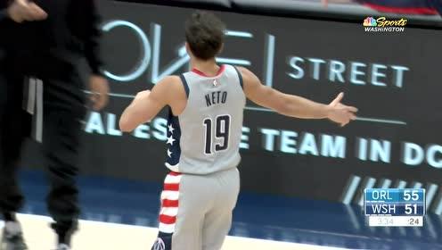 【NBA集錦】展現(xiàn)投手本色！內(nèi)托弧頂命中超遠(yuǎn)三分顯神威
