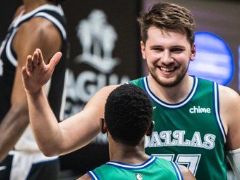 NBA常規(guī)賽：東契奇24+9+8，理查德森21分，獨(dú)行俠領(lǐng)先51分完虐快船