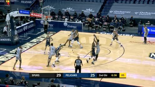 【NBA集錦】迎敵而上把握十足 沃克面對(duì)布萊德索硬投三分