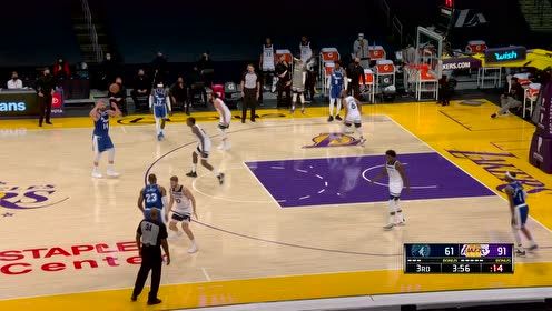 【NBA集錦】啥事沒有不耽誤！加索爾直傳詹皇單槍匹馬漂移掛筐