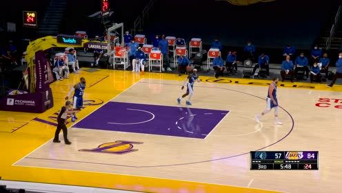【NBA集錦】新秀就要有新秀的樣子！愛德華茲直殺內(nèi)線急停出手兩分輕取