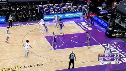 【NBA集錦】布克四分衛(wèi)長(zhǎng)傳 布里奇斯底角三分一箭穿心
