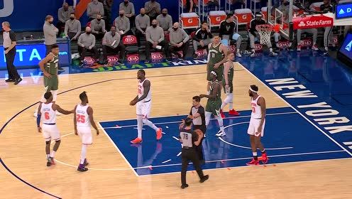 【NBA集锦】休想打进!洛佩斯驻扎篮下接连封盖兰德尔