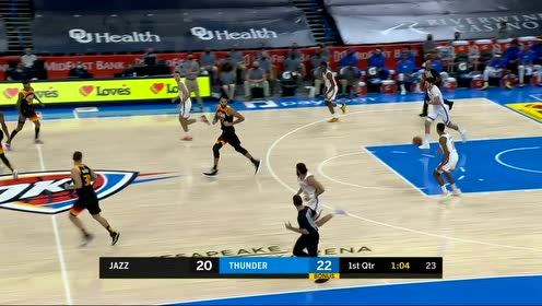 【NBA集錦】康利推反擊直接往前場(chǎng)甩 戈貝爾中路插入接球雙手暴扣