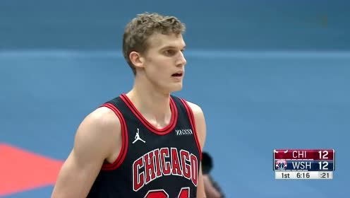 【NBA集錦】馬爾卡寧拉到外線覓得良機(jī) 接球出手三分穿針